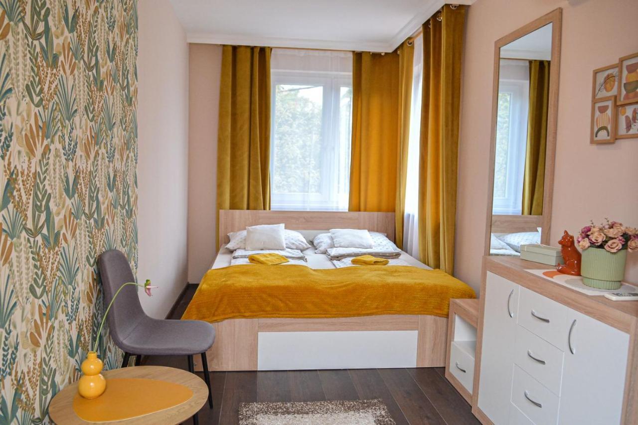 Unicum Apartman Hajduszoboszlo Luaran gambar