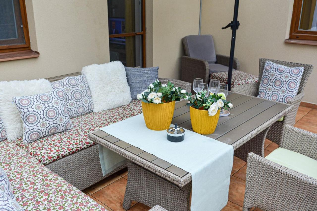 Unicum Apartman Hajduszoboszlo Luaran gambar