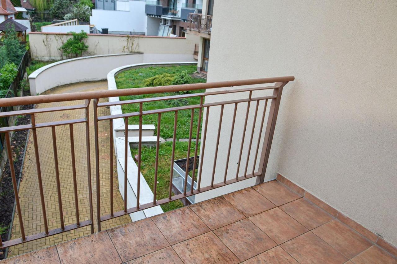 Unicum Apartman Hajduszoboszlo Luaran gambar